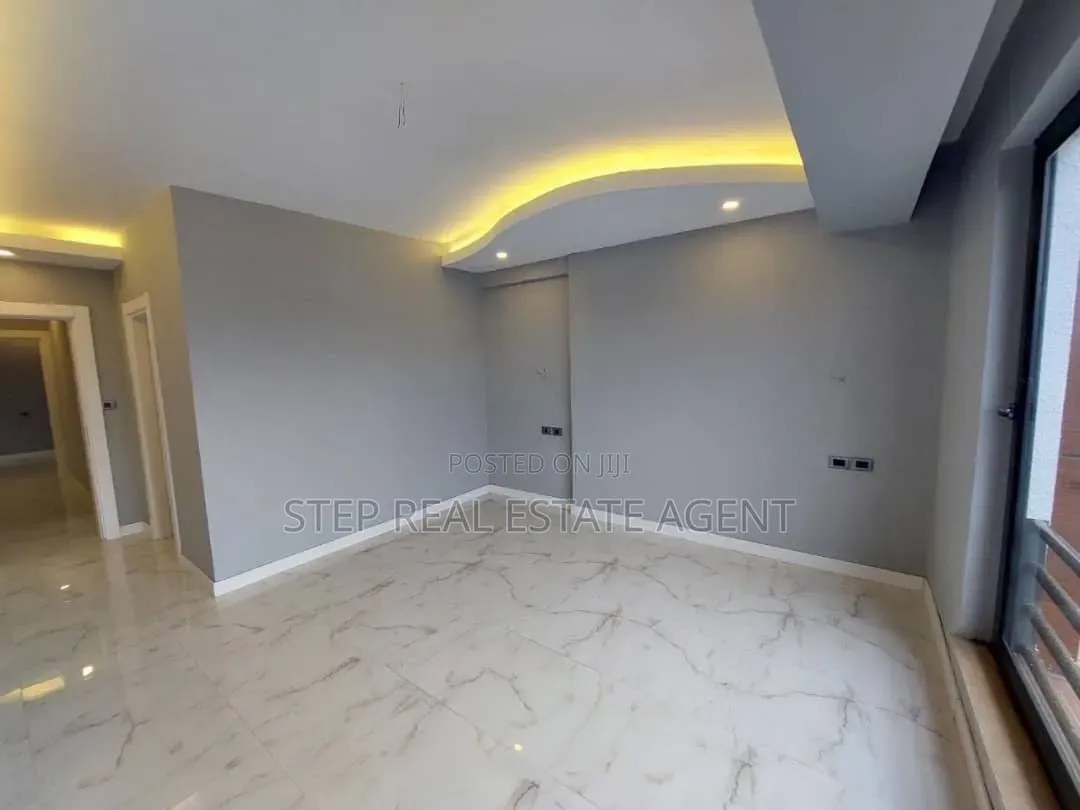 3bdrm Apartment in Olompia, Bole for sale