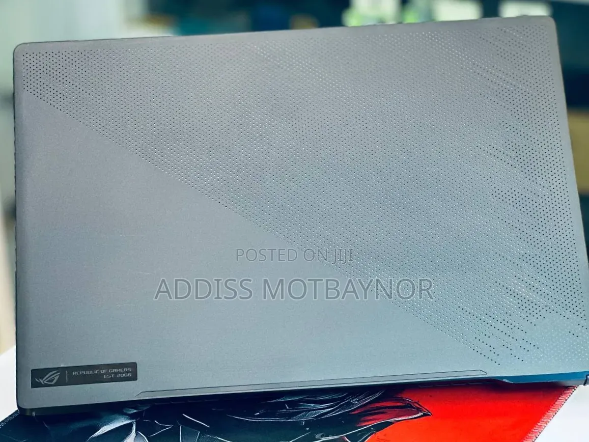 New Laptop Asus ROG Zephyrus G15 16GB Intel Core i7 SSD 512GB