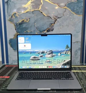 New Laptop Apple MacBook Air 2022 M2 16GB Apple M2 SSD 512GB