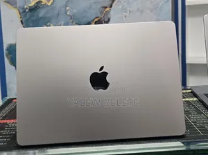 New Laptop Apple MacBook Air 2022 M2 16GB Apple M2 SSD 512GB