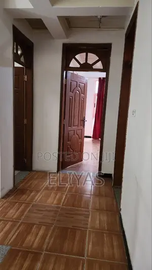 11bdrm House in 140, Addis Ketema for sale