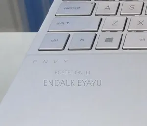 New Laptop HP Envy 13 16GB Intel Core i5 SSD 512GB