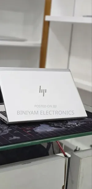New Laptop HP EliteBook 845 G7 16GB AMD Ryzen 7 SSD 512GB