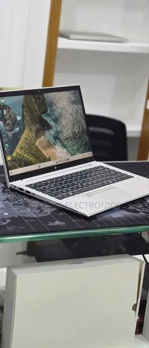 New Laptop HP EliteBook 845 G7 16GB AMD Ryzen 7 SSD 512GB