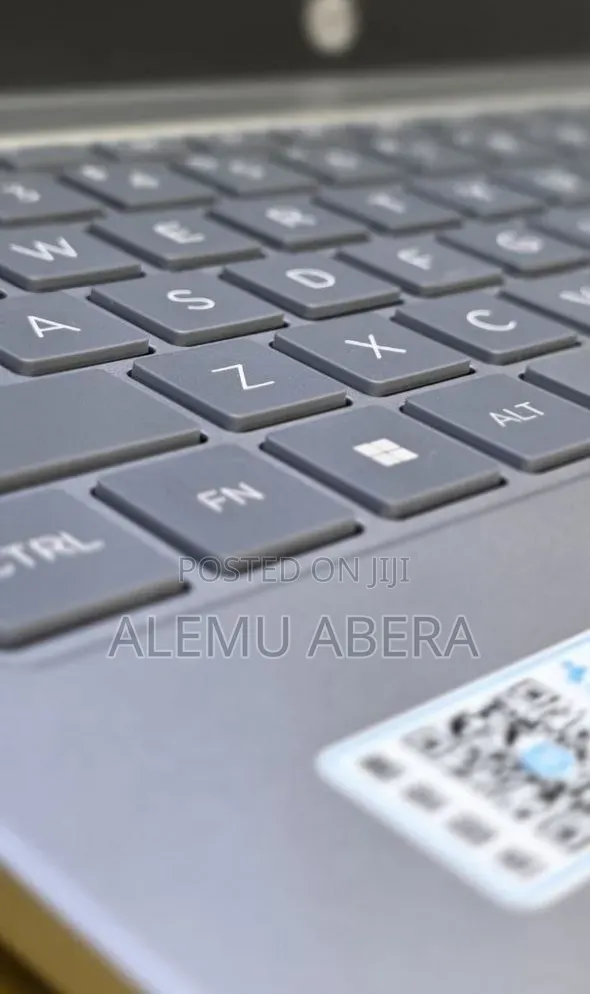 New Laptop HP 16GB Intel Core i7 SSD 1T