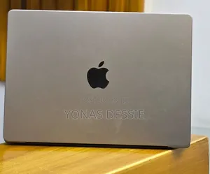 New Laptop Apple MacBook Pro 2020 M1 16GB SSD 512GB