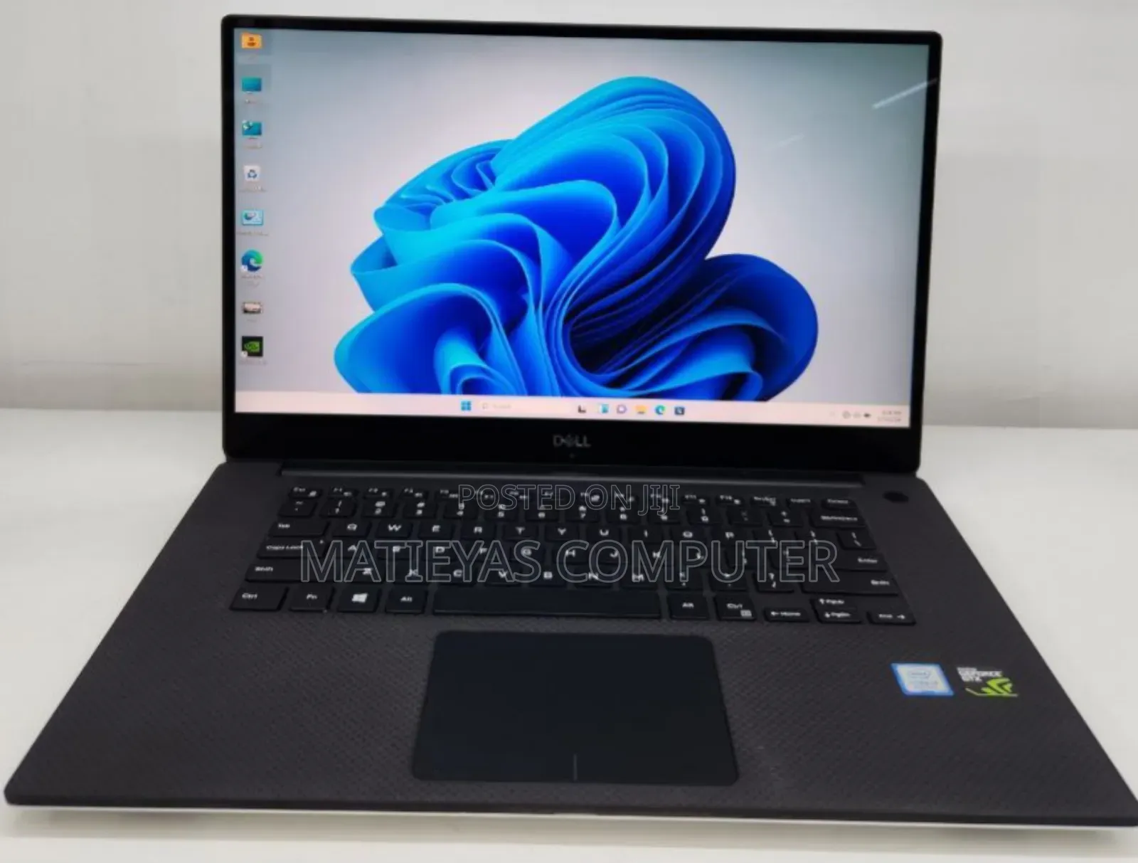 New Laptop Dell XPS 15 16GB Intel Core i7 SSD 512GB