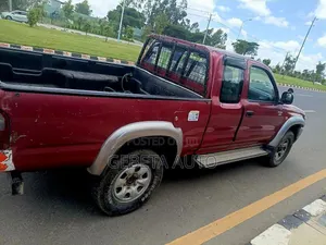Toyota Hilux 2002