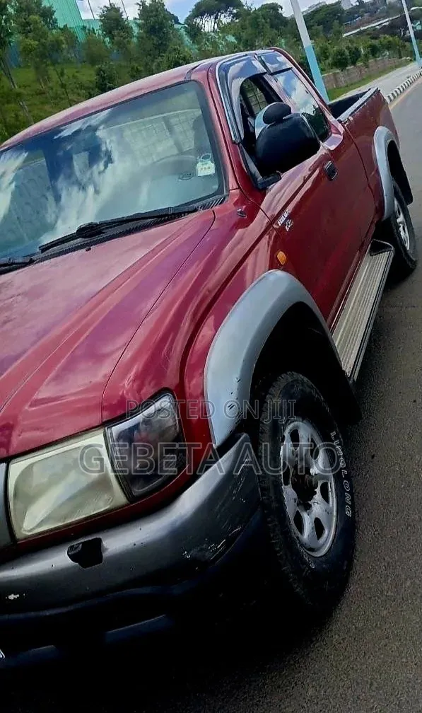 Toyota Hilux 2002
