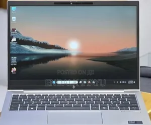New Laptop HP Elitebook 830 G11 16GB Intel Core Ultra 7 SSD 512GB