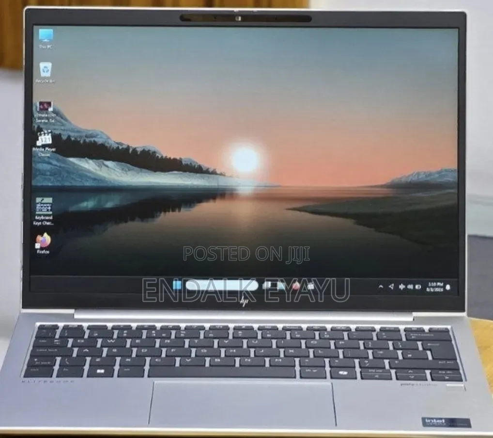 New Laptop HP Elitebook 830 G11 16GB Intel Core Ultra 7 SSD 512GB