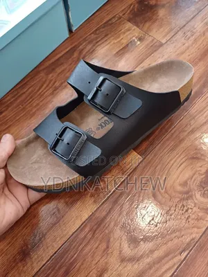BIRKENSTOCK Men's Shoes ☛ቤት ውስጥና ስራ ቦታ ሊያደርጉት የሚችሉት ምቹ ጫማ