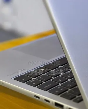 New Laptop HP EliteBook 830 G8 16GB Intel Core Ultra 7 SSD 512GB