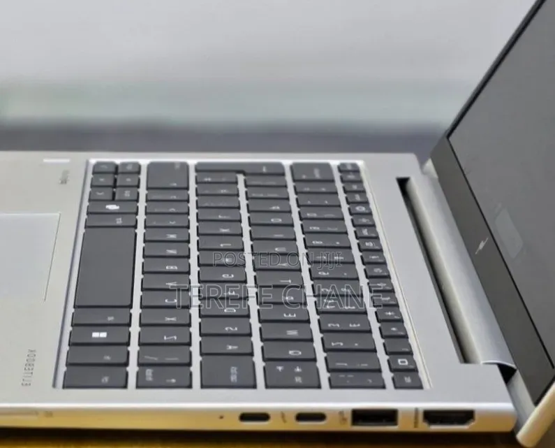 New Laptop HP EliteBook 830 G8 16GB Intel Core Ultra 7 SSD 512GB