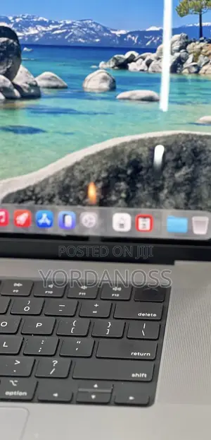 New Laptop Apple MacBook Pro 2021 M1 32GB Apple M1 Pro SSD 512GB
