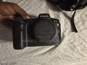 Canon EOS R Body Only