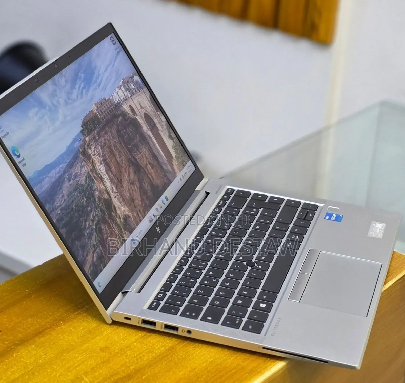 New Laptop HP EliteBook 840 G8 16GB Intel Core i5 SSD 512GB