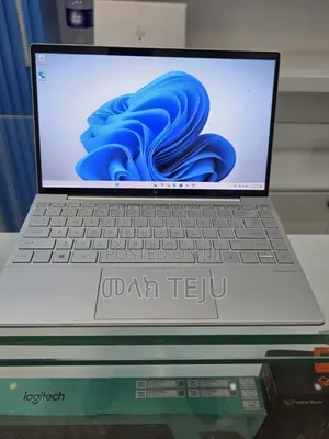 New Laptop HP Envy 13 16GB Intel Core i5 SSD 512GB