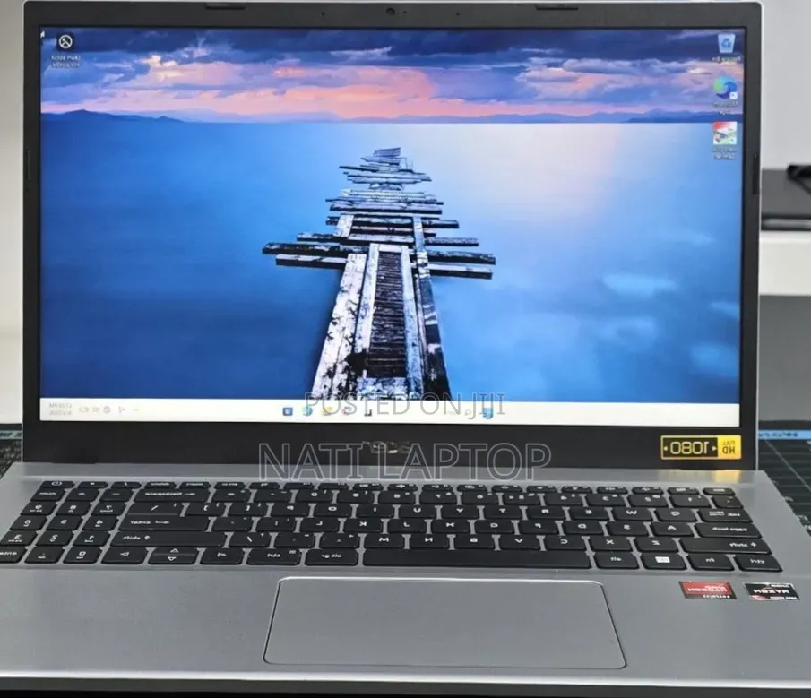 New Laptop Acer 16GB AMD Ryzen 7 SSD 512GB