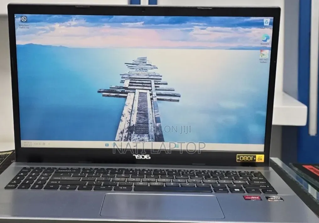 New Laptop Acer 16GB AMD Ryzen 7 SSD 512GB