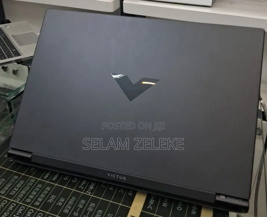 New Laptop HP Victus 16 16GB Intel Core i7 SSD 1T