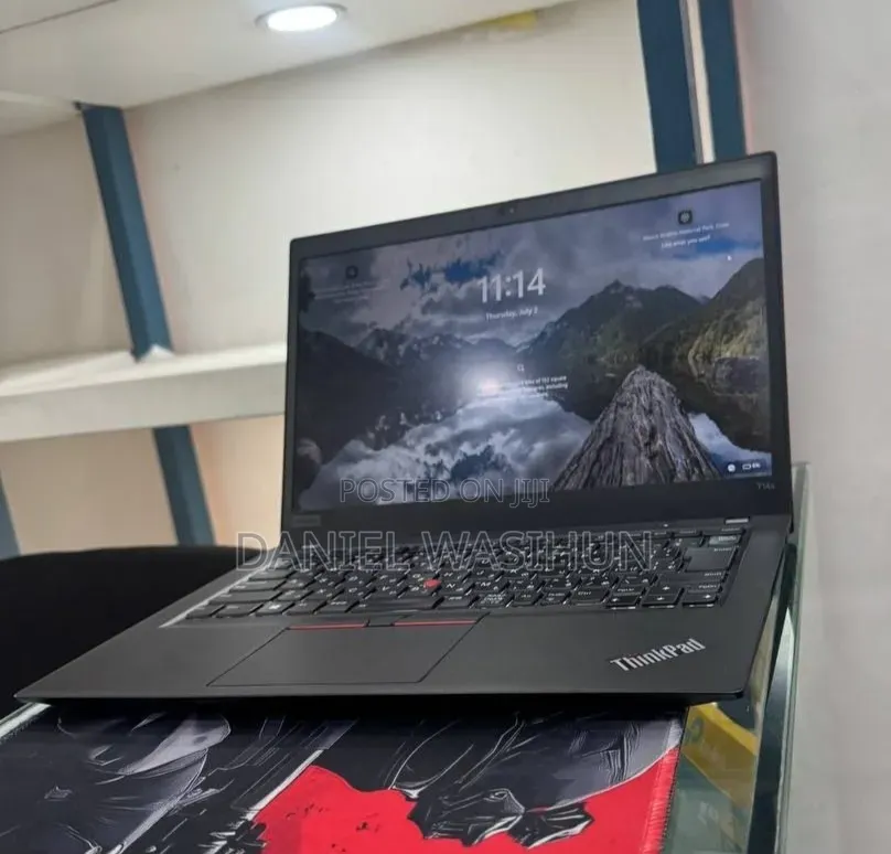 New Laptop Lenovo ThinkPad X1 Carbon 8GB AMD Ryzen 5 SSD 256GB