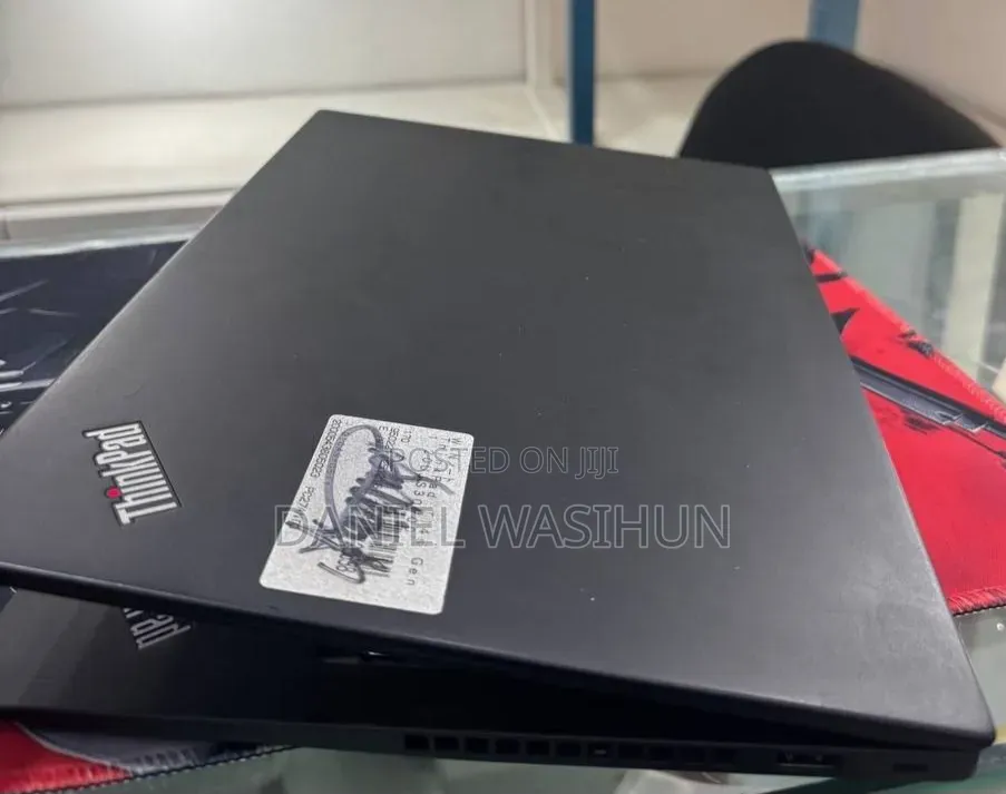 New Laptop Lenovo ThinkPad X1 Carbon 8GB AMD Ryzen 5 SSD 256GB