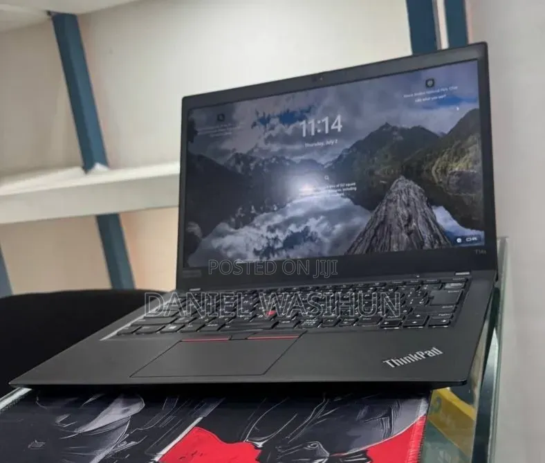 New Laptop Lenovo ThinkPad X1 Carbon 8GB AMD Ryzen 5 SSD 256GB