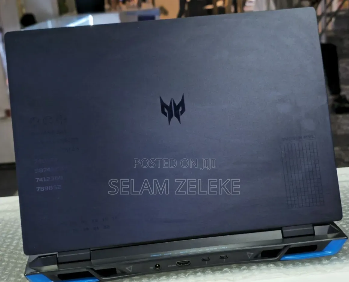 New Laptop Acer Predator Helios 16 16GB Intel Core i9 SSD 1T
