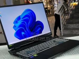 New Laptop Acer Predator Helios 16 16GB Intel Core i9 SSD 1T