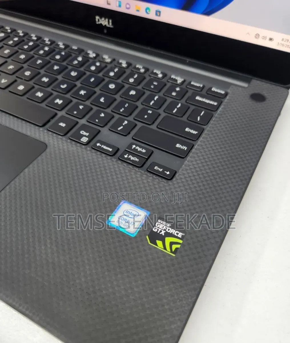 New Laptop Dell XPS 15 16GB Intel Core i7 SSD 512GB