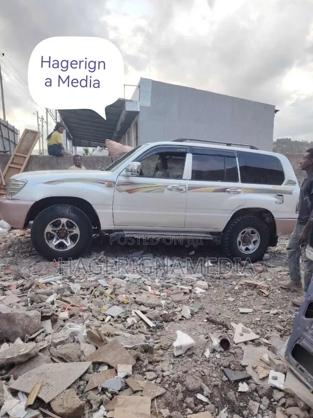 Toyota Land Cruiser 2004 White