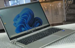 New Laptop HP EliteBook 840 G8 16GB Intel Core i7 SSD 512GB