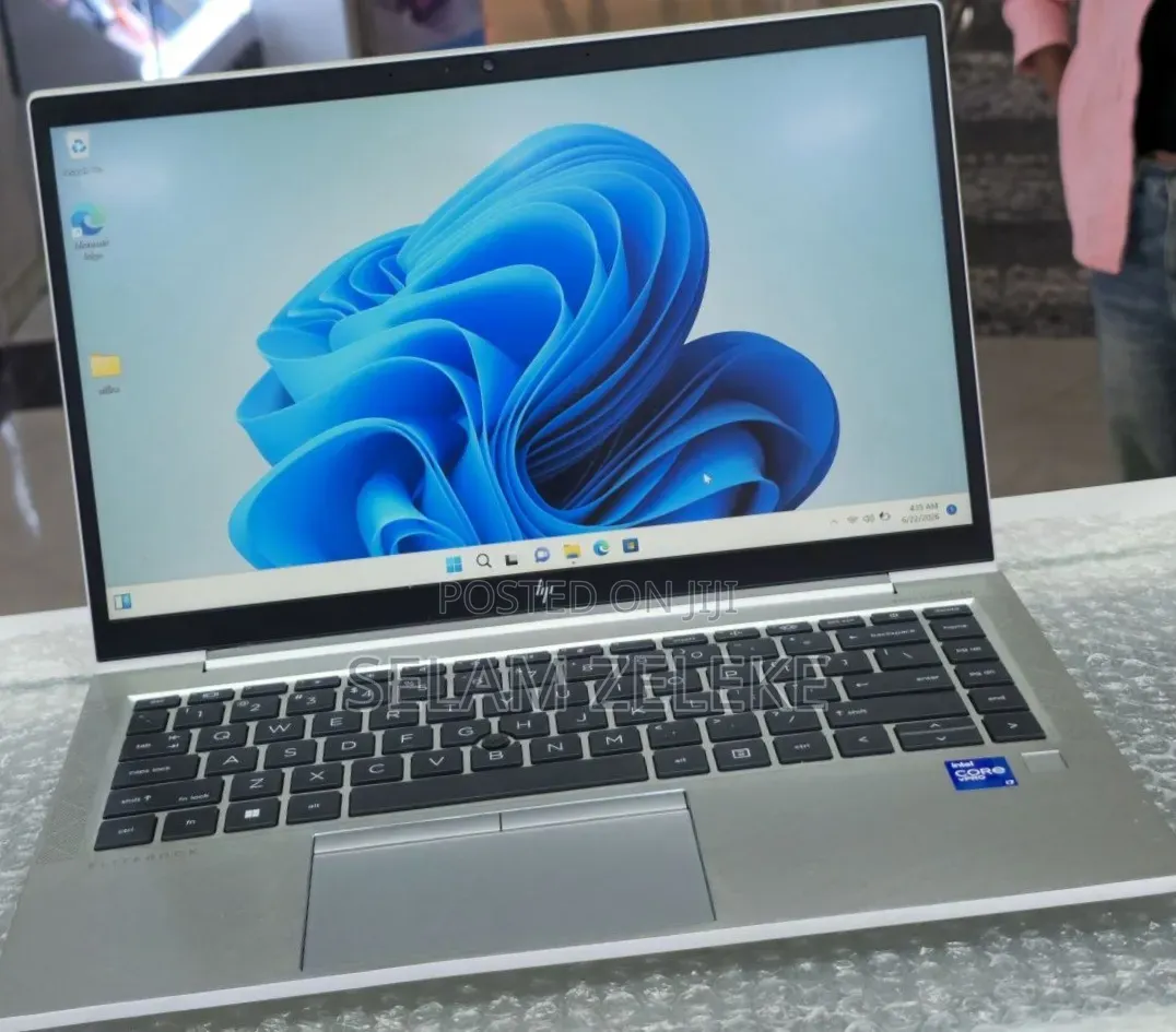 New Laptop HP EliteBook 840 G8 16GB Intel Core i7 SSD 512GB