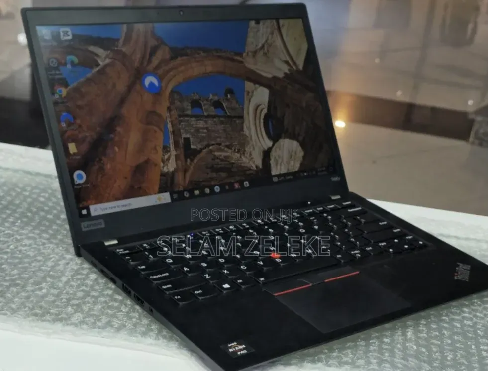 New Laptop Lenovo ThinkPad t495s 16GB AMD Ryzen 7 SSD 512GB
