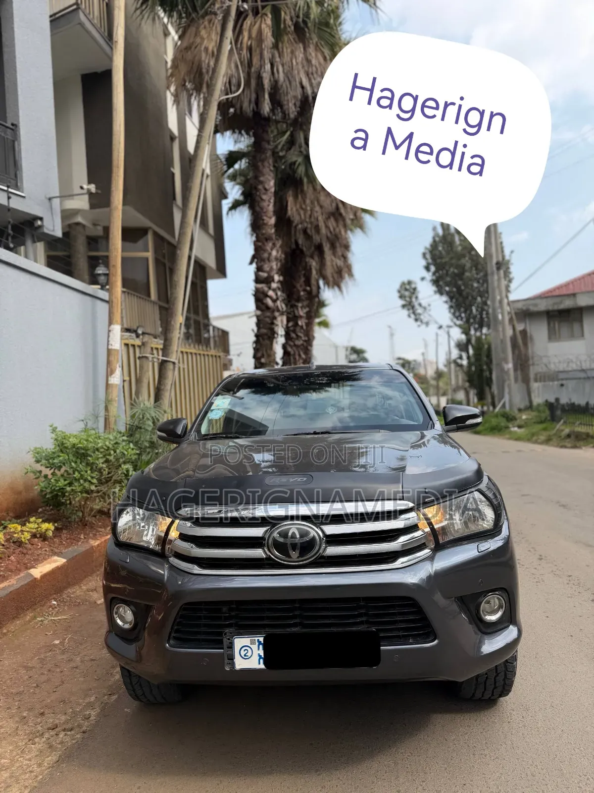 Toyota Hilux 2016 Black
