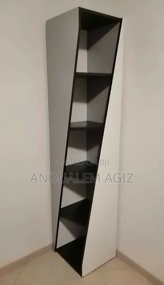 Simple Corner Shelf
