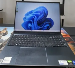 New Laptop Dell Inspiron 15 16GB Intel Core i7 SSD 512GB