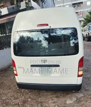 Toyota HiAce 2020 White