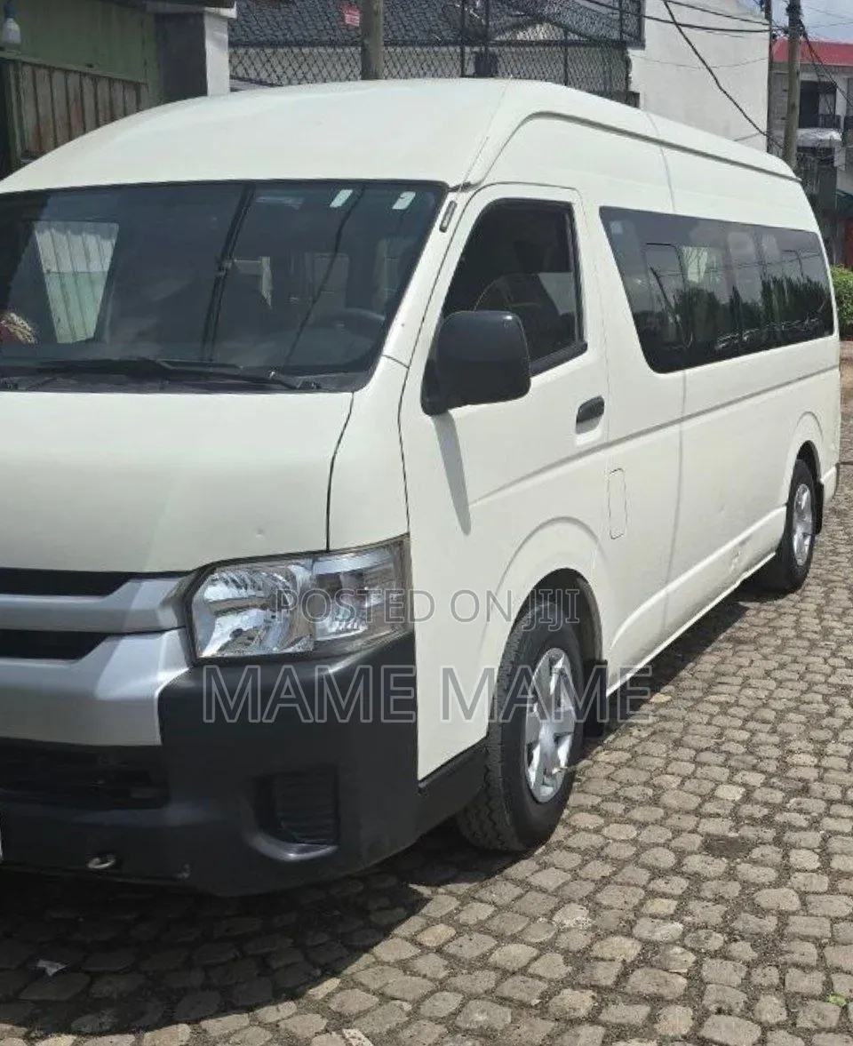Toyota HiAce 2020 White