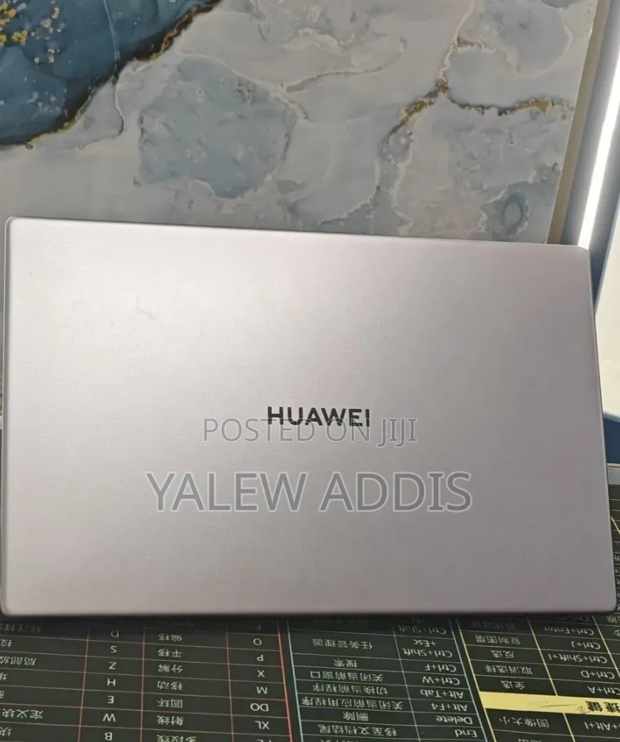 New Laptop Huawei 8GB Intel Core i3 SSD 256GB