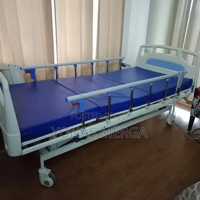 2 Function Hospital bed么泵Locking Wheels, High-Density Foam Mattress,