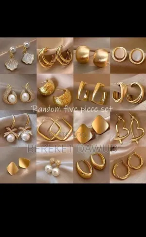 የጆሮ ጌጥ ቀለማቸው የማይለቅ