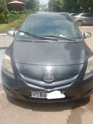 Toyota Yaris 2007 Gray