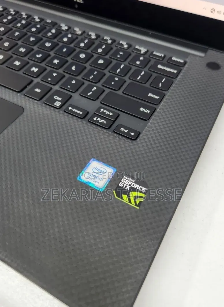 New Laptop Dell XPS 15 16GB Intel Core i7 SSD 512GB