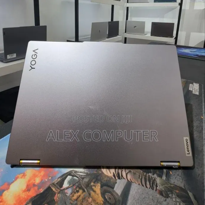 New Laptop Lenovo 16GB AMD Ryzen 7 SSD 512GB