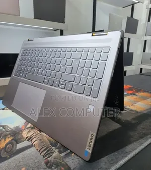 New Laptop Lenovo 16GB AMD Ryzen 7 SSD 512GB