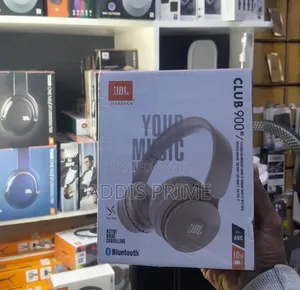 JBL CLUB 900 Wireless Over-Ear Headphones With Active Noise Cancelling