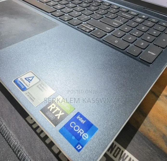 New Laptop Dell XPS 15 16GB Intel Core i7 SSD 512GB