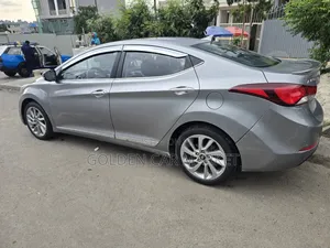 Hyundai Avante 2014 Silver